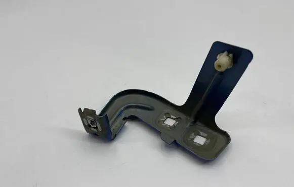 BMW 4 F32 F33 Fender mounting bracket 7255821