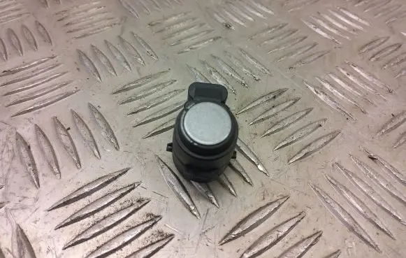 BMW 1 E82 E88 Parking PDC sensor 6988965