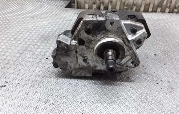 Ford Focus C-MAX Fuel injection high pressure pump 9651844380
