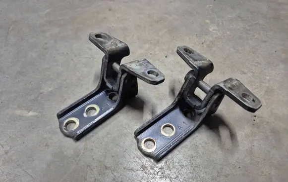 Front door hinge set