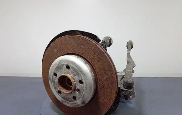 BMW 5 F10 F11 Front wheel hub spindle knuckle 6780357