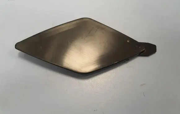 Volvo XC60 Front tow hook cap/cover 31425165