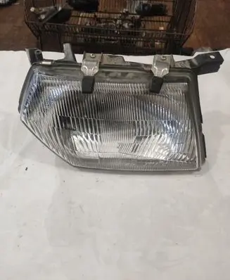 Nissan Patrol Y61 Headlight/headlamp