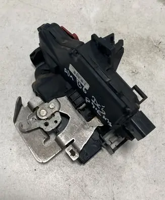 Front door lock