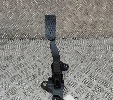 Hyundai IONIQ 6 Accelerator throttle pedal 32700KL910