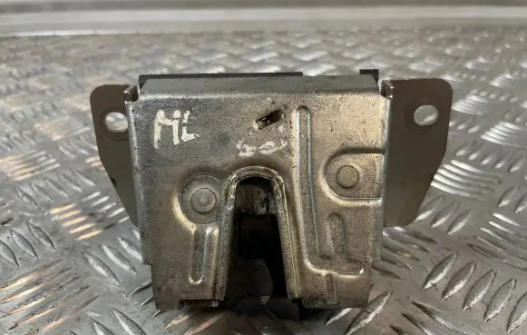 Mercedes-Benz ML W163 Tailgate/trunk/boot lock/catch/latch A1637400235