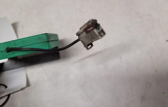 Volvo V70 Aerial antenna amplifier 30679286 113003500