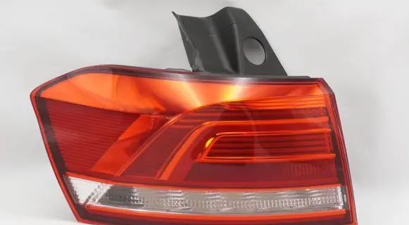 Volkswagen PASSAT B8 Rear/tail lights 3G9945311