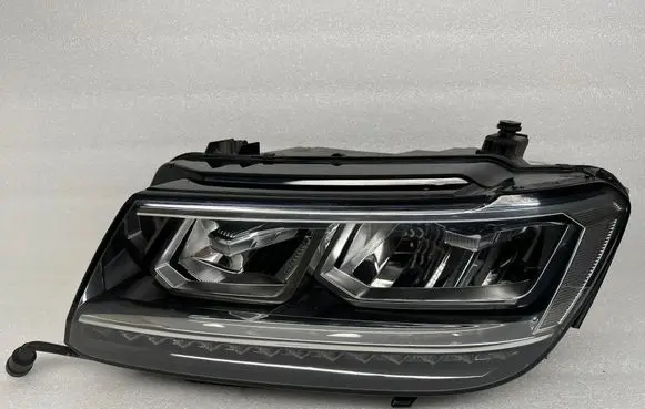Volkswagen Tiguan Headlight/headlamp 5NB941035B 030110123100