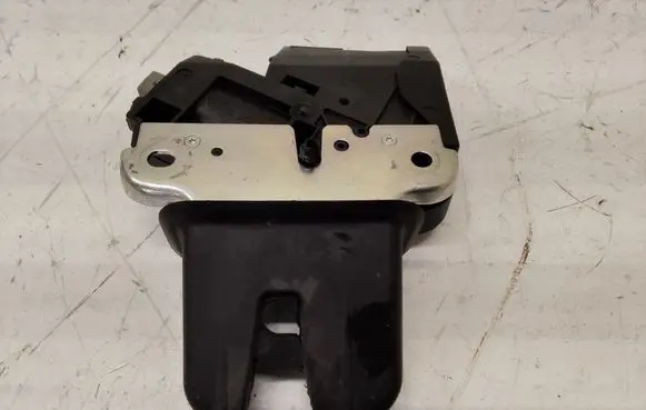 Audi A4 S4 B8 8K Loading door lock 4F5827505D