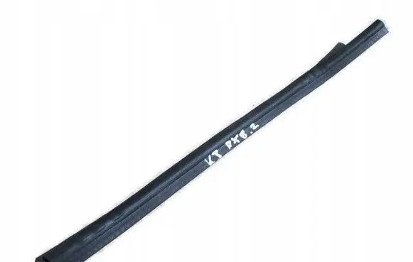 Jeep Cherokee III KJ Front door rubber seal