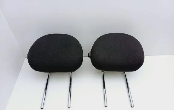Mercedes-Benz C W203 Rear seat headrest 
