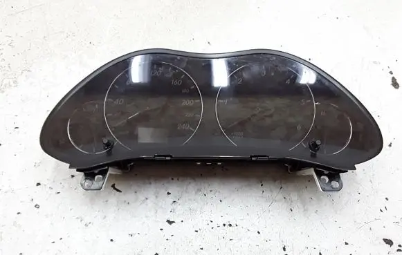 Toyota Avensis T250 Speedometer (instrument cluster) 8380005851b