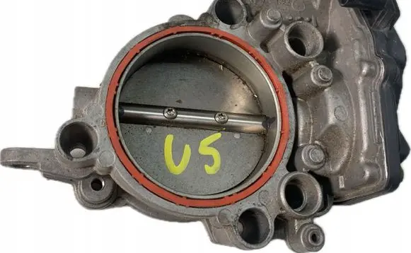 BMW 4 F32 F33 Throttle body valve 8601651