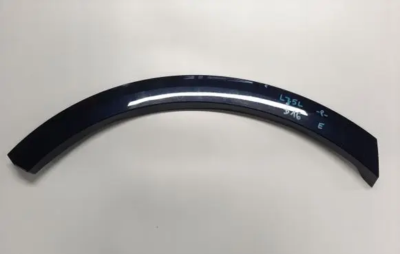 Audi Q8 Rear arch trim 4M8853818E