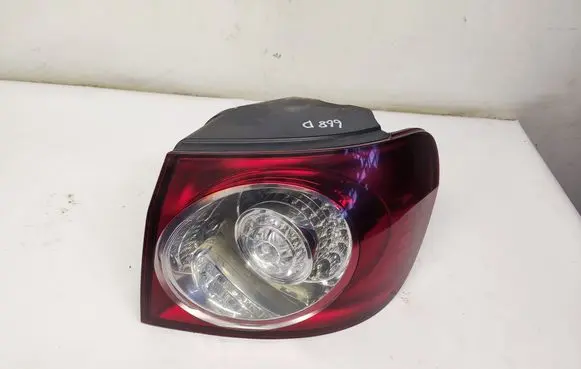 Rear/tail lights