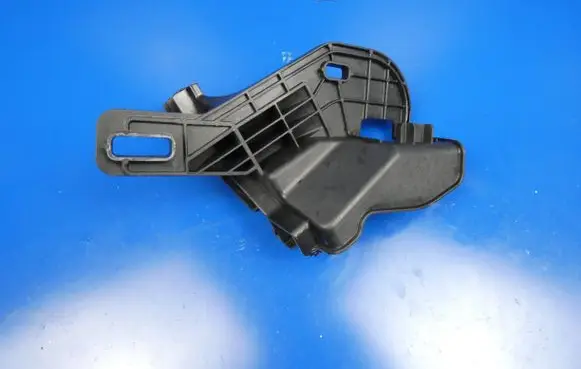 Land Rover Evoque I Fender mounting bracket BJ3216A142AA UC7AB