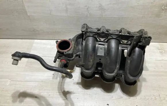 Ford Fiesta Intake manifold H1BG-9424-AB