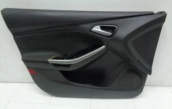 Ford Focus Coupe rear side trim panel 