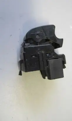 Toyota Hilux (AN10, AN20, AN30) Other switches/knobs/shifts 7981G16