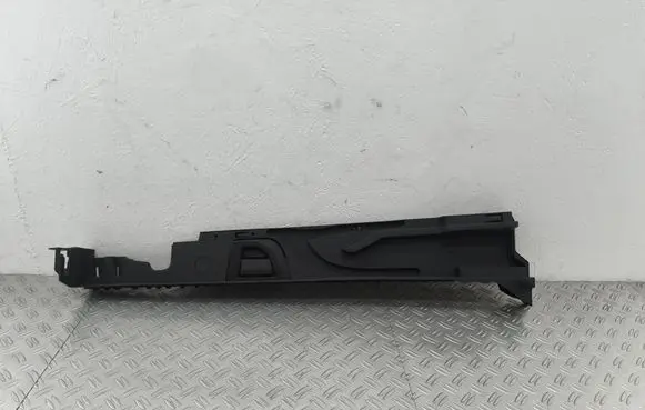 Volkswagen Touran III Other trunk/boot trim element 5TA864511B
