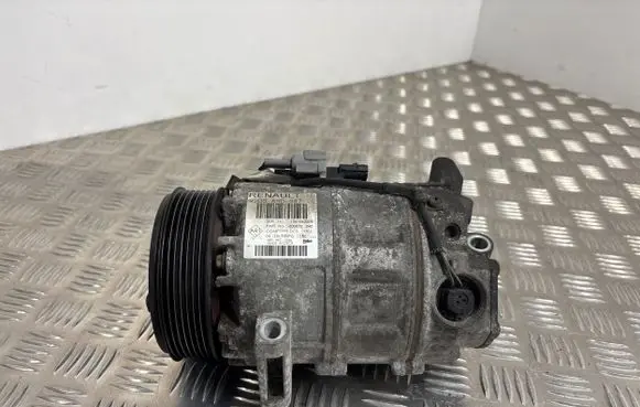 Renault Laguna III Air conditioning (A/C) compressor (pump) 8200890987 1041542005