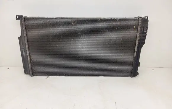 BMW 3 F30 F35 F31 Coolant radiator 7600523