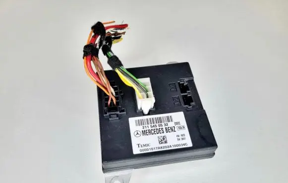 Mercedes-Benz E W211 Comfort/convenience module 2115450532