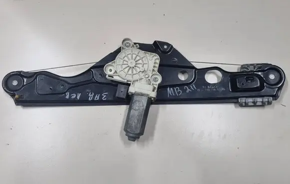 Mercedes-Benz E W211 Rear door window regulator with motor A2117300246
