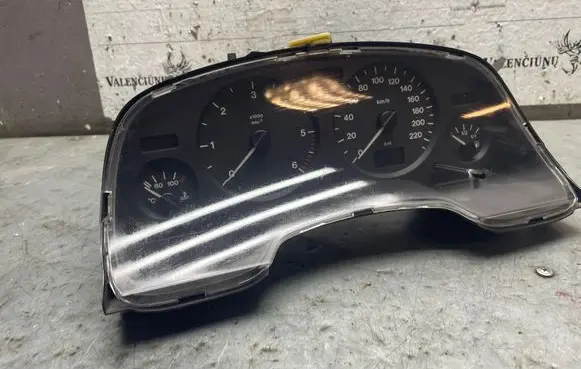 Opel Zafira A Speedometer (instrument cluster) 24419561
