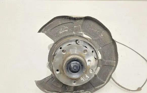 BMW X6 F16 Rear wheel hub 6879102