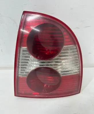 Volkswagen PASSAT B5.5 Rear/tail lights 28408014