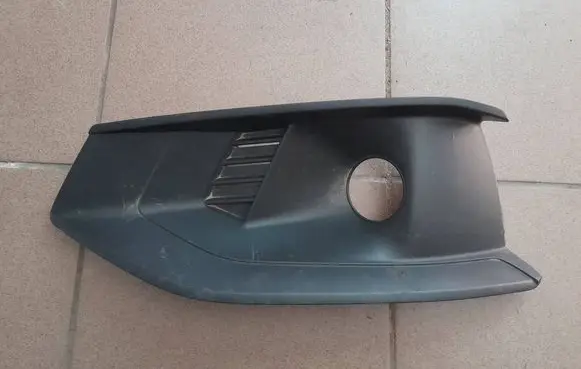 Audi A4 S4 B9 Front fog light trim/grill 8W0807681AJ