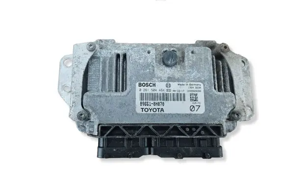 Toyota Aygo AB10 Engine control unit/module 0261S04464 896610H070 1039S28396