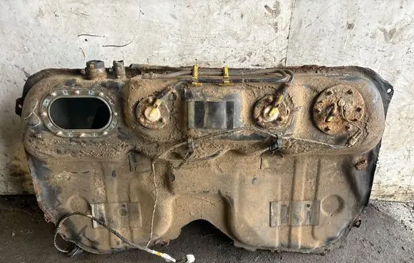 Subaru Forester SG Fuel tank 