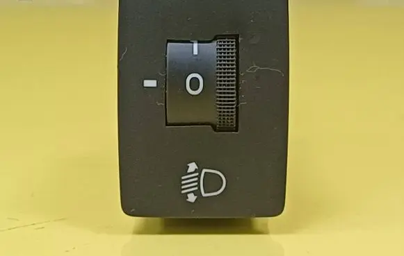 Hyundai Getz Headlight level height control switch