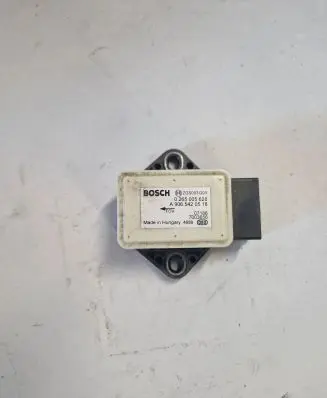 Mercedes-Benz Vito Viano W639 ESP acceleration yaw rate sensor 0265005628