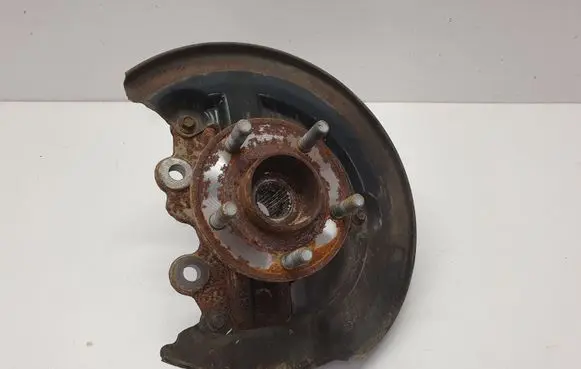 Ford Focus Front wheel hub BV613K171DNB