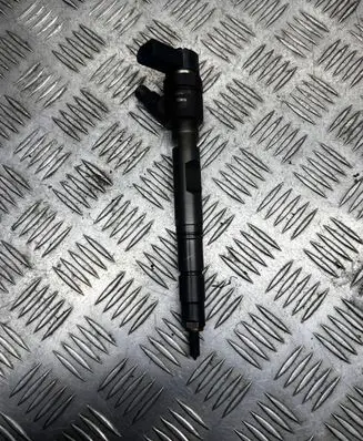 Audi A8 S8 D3 4E Fuel injector 0445110158