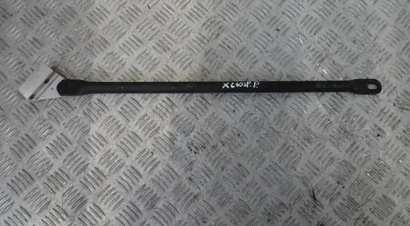 Volvo XC60 Radiator mount bracket 32244780