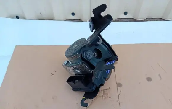 Dacia Sandero III ABS Pump 476602867R
