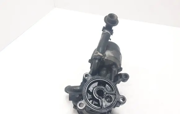 Volvo V50 Oil filter cover 9656830180