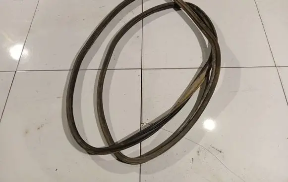 Renault Espace - Grand espace IV Trunk rubber seal (body) 