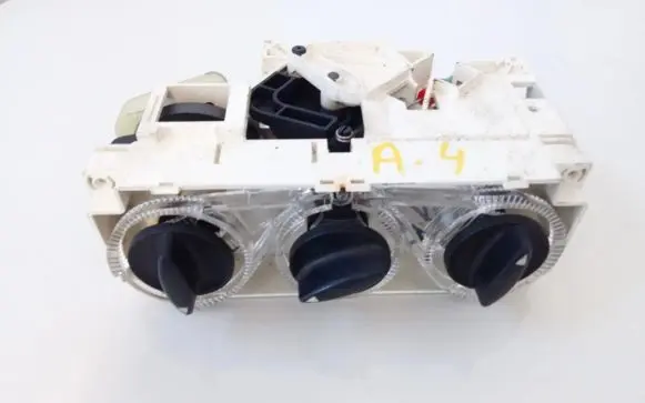 Audi A4 S4 B5 8D Climate control unit
