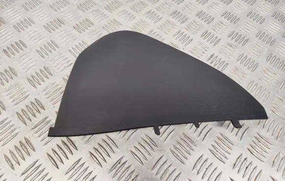 Dashboard side end trim