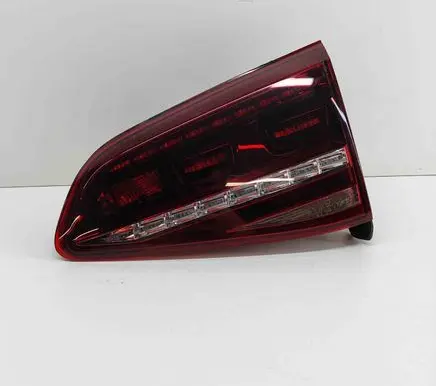 Volkswagen Golf VII Tailgate rear/tail lights 5Q0945308E