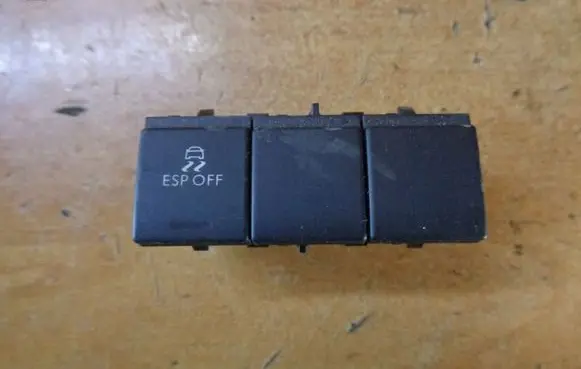 Peugeot 508 ESP (stability program) switch 96661581