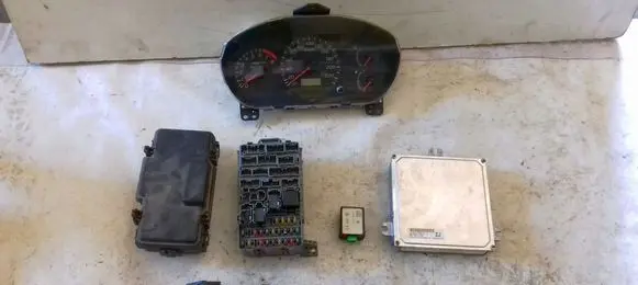 Honda Civic Engine ECU kit and lock set 8818962502