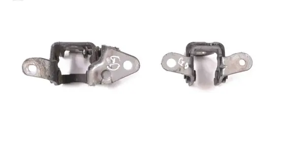 Dodge Nitro Rear door upper hinge