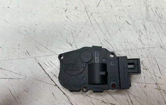 BMW 1 E81 E87 Air flap motor/actuator CZ1139300711 EFB332 07072010